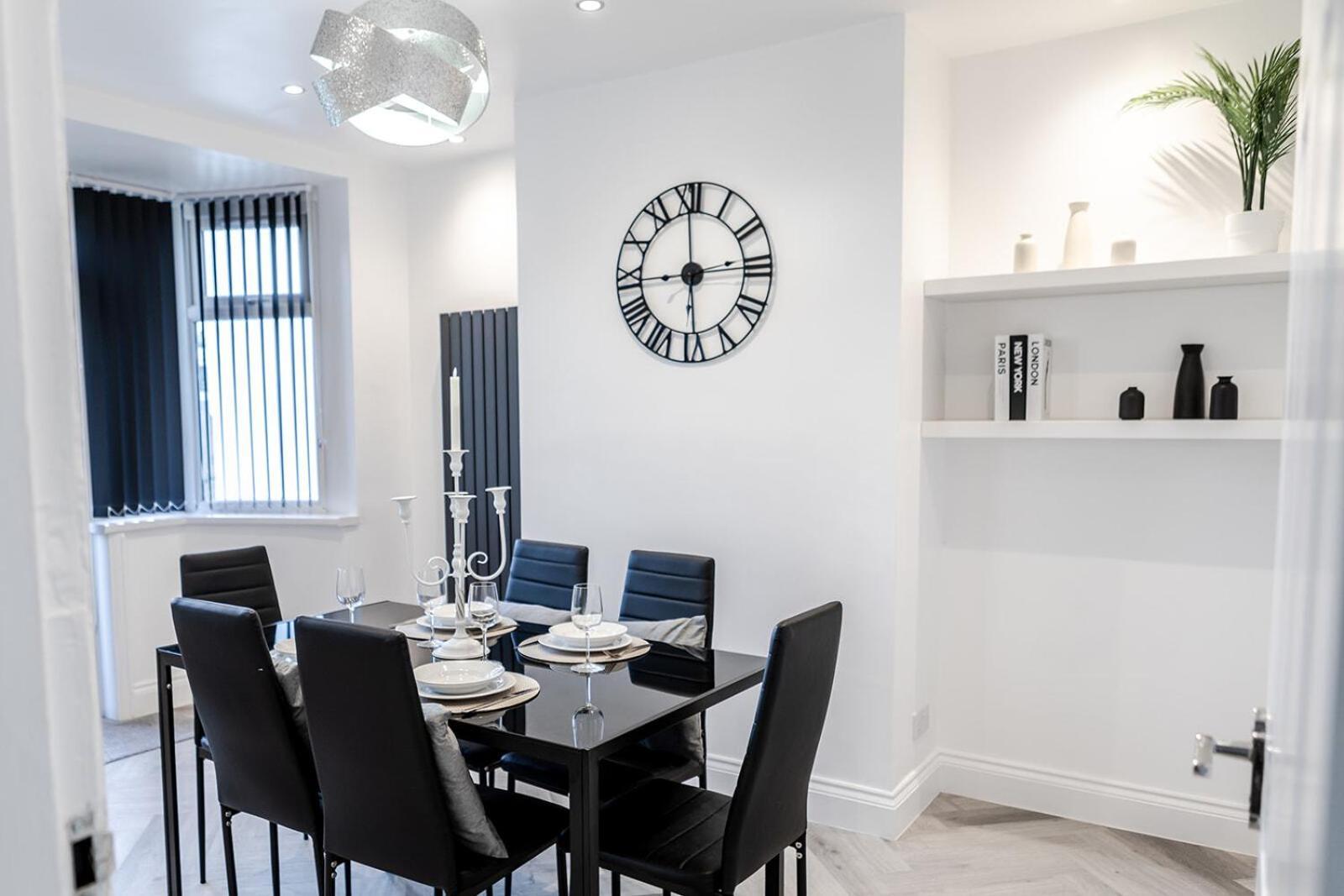 Lymer House - Stylish 3 Bedroom House In ولفرهامبتون المظهر الخارجي الصورة